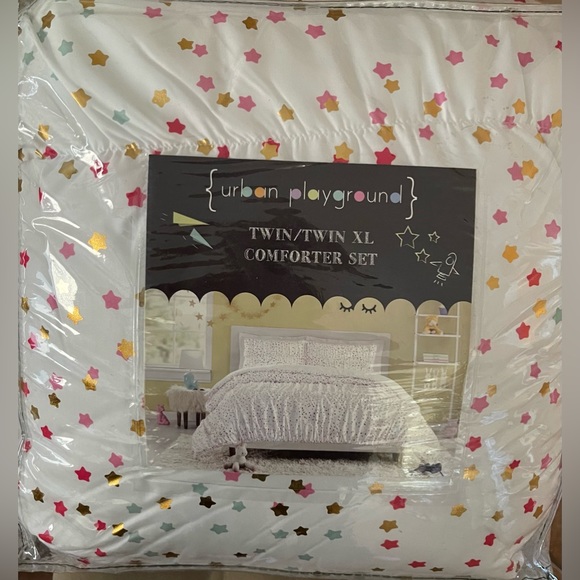 NWT - Urban Playground Iridescent Twin/Twin XL 2-PC Comforter Set - Picture 7 of 13